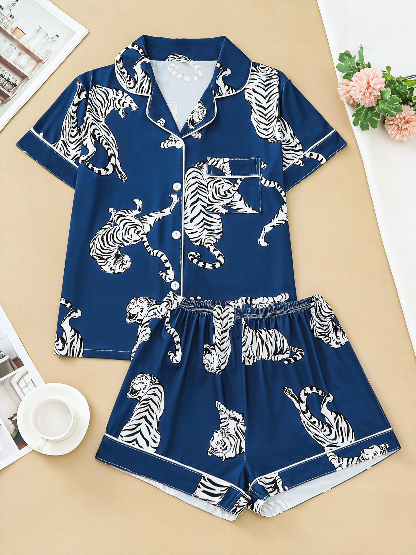 Women's Cuban Collar Leopard Print Loungewear Set