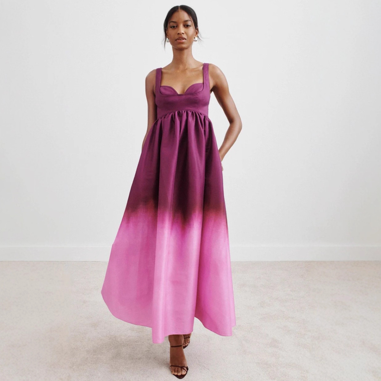 Gradient Sleeveless Lace-Up Backless Maxi Dress
