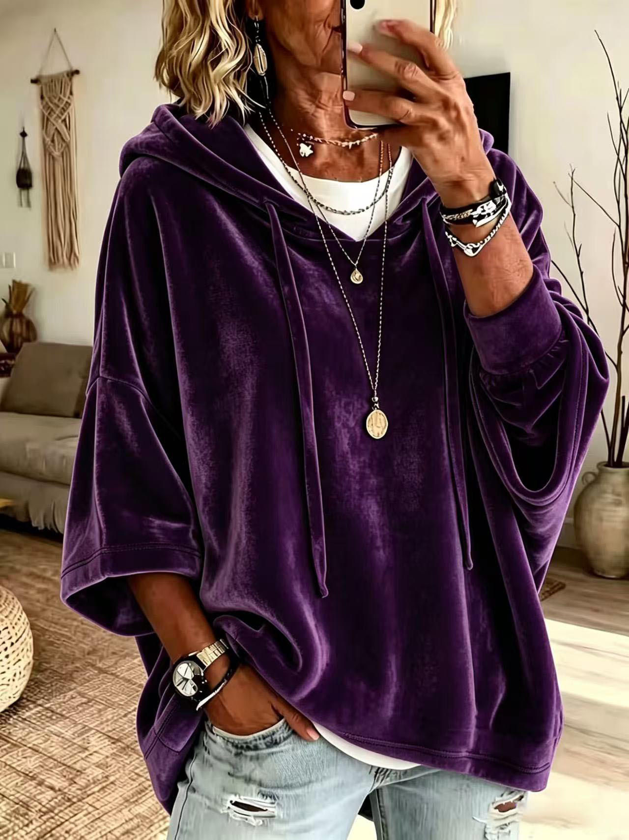 Women's Solid Velvet Hooded Sweatshirt