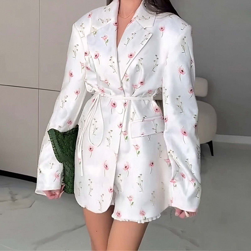 Women's V-Neck Belted Waist-Slimming Loose Fit Jacket