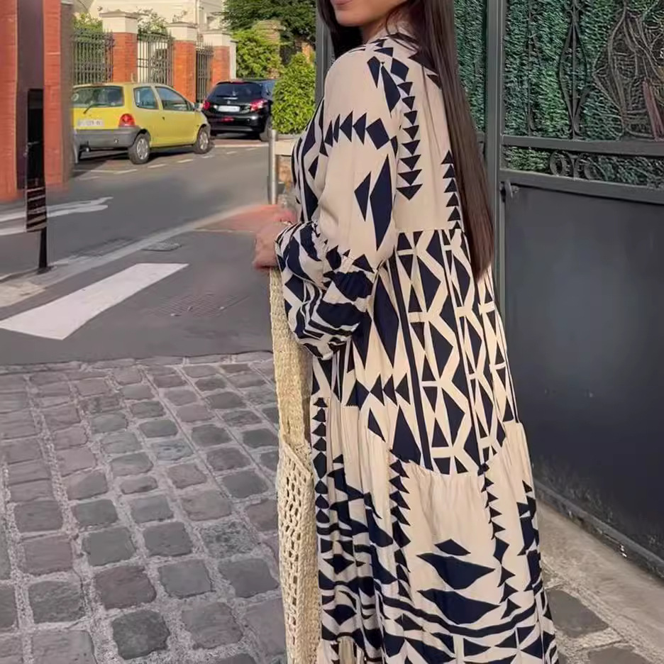 Plus Size Boho Geometric Print V-Neck A-Line Long Dress