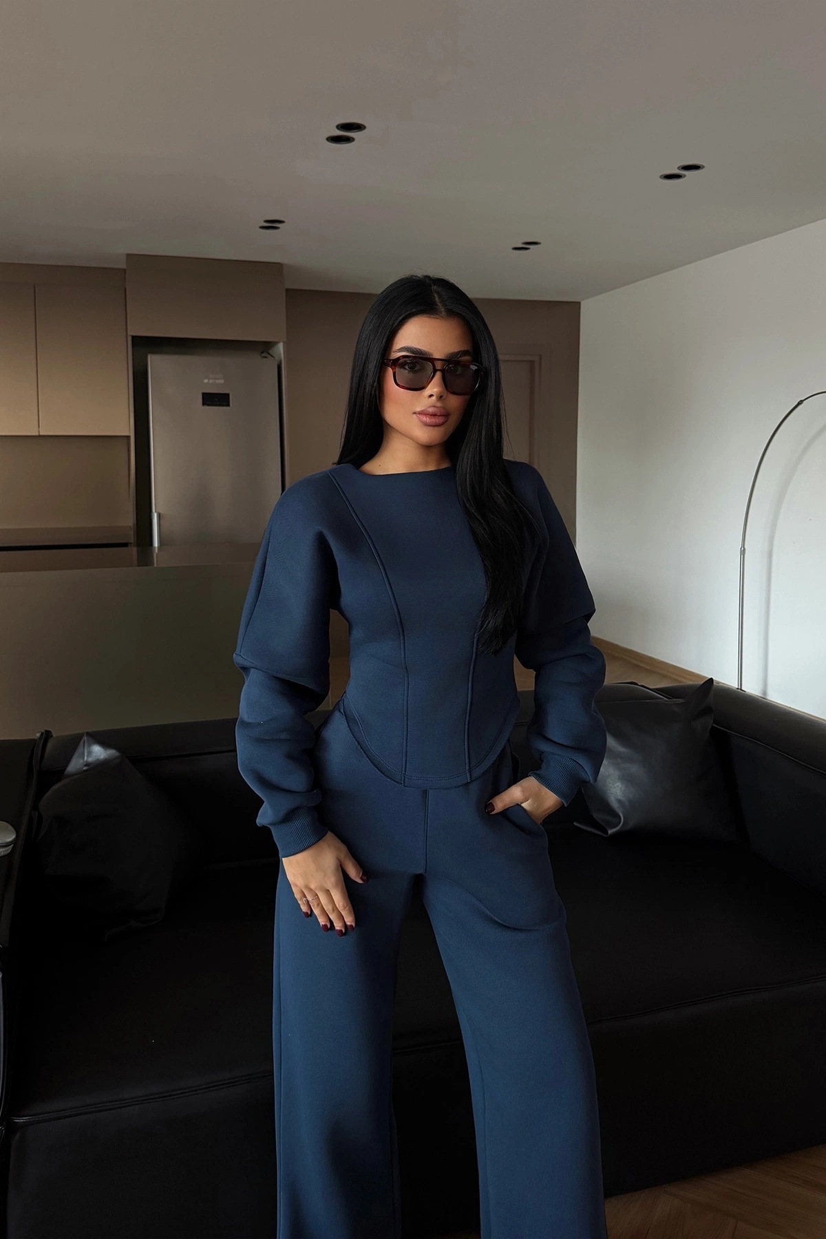 American Retro Cinched Waist Hoodie and Wide-Leg Pants Two-Piece Set