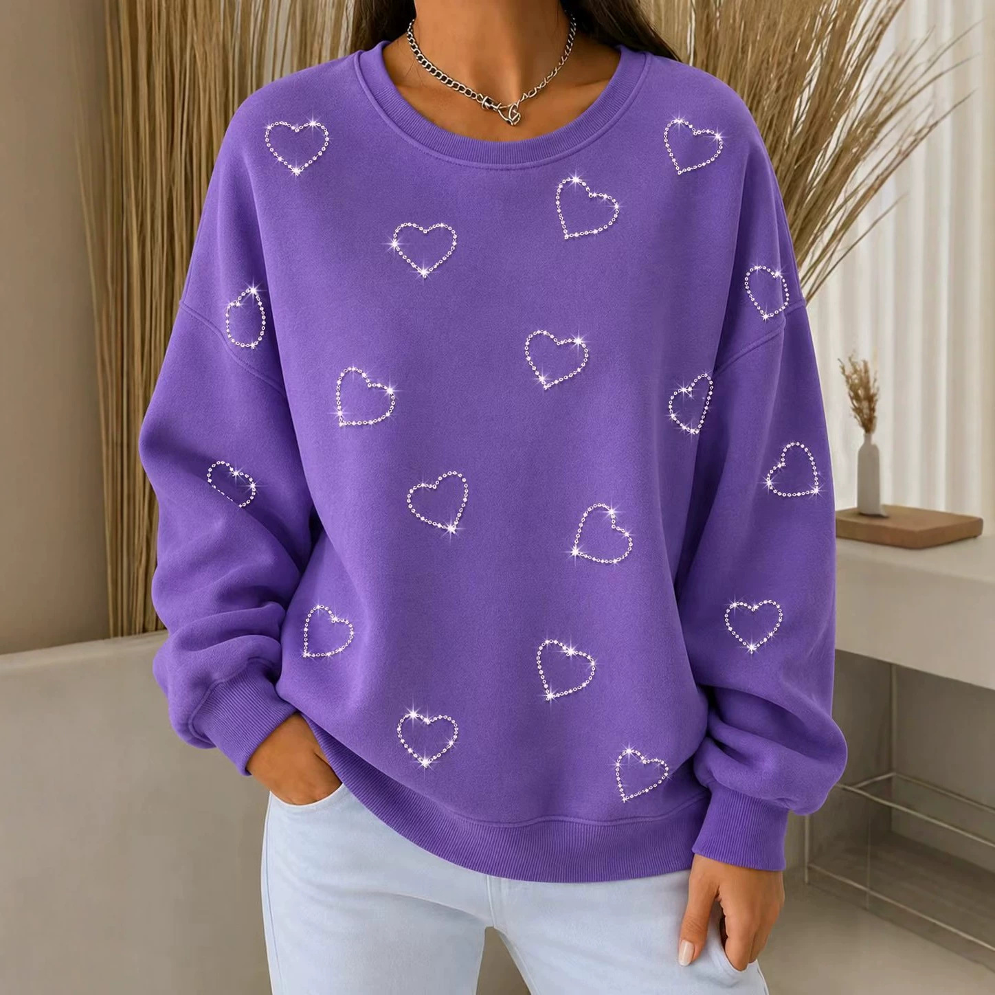 Elegant Heart Print Crewneck Long-Sleeve Pullover Sweatshirt