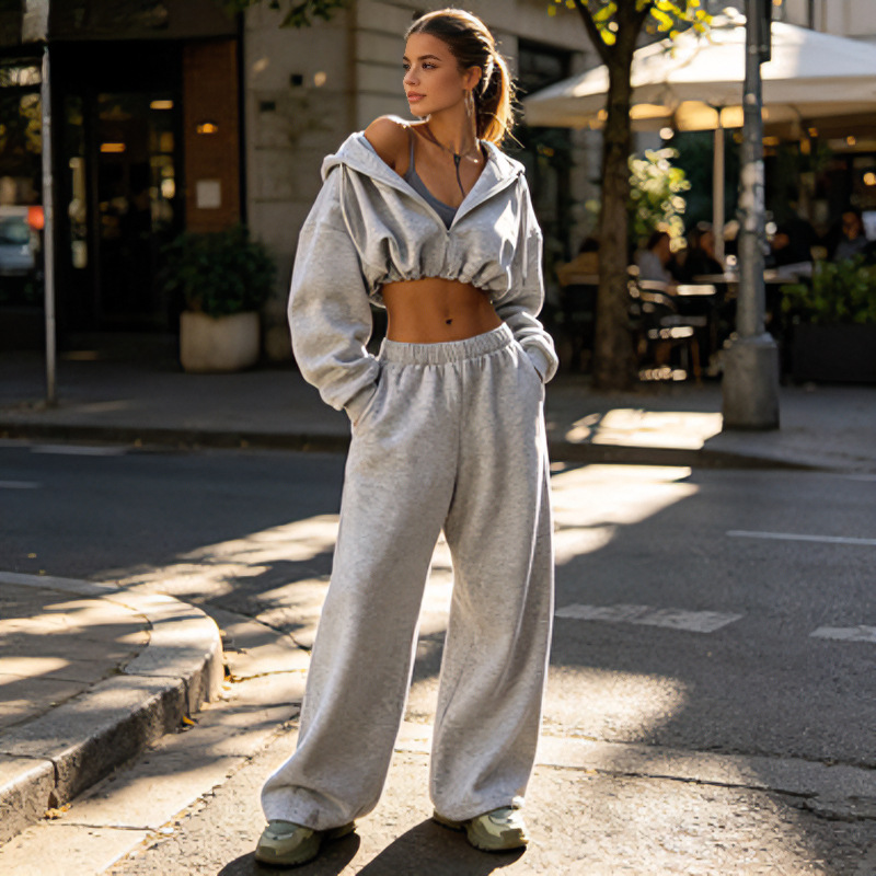 Women's Long Sleeve Zip-Up Sweatsuit 2-Piece Set