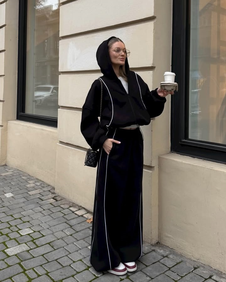 Women's Casual Hooded Zip-Up Sweatshirt and Wide-Leg Pants Set