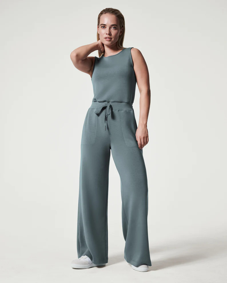 Women's Solid Color Sleeveless Tie-Waist Jumpsuit with Pockets