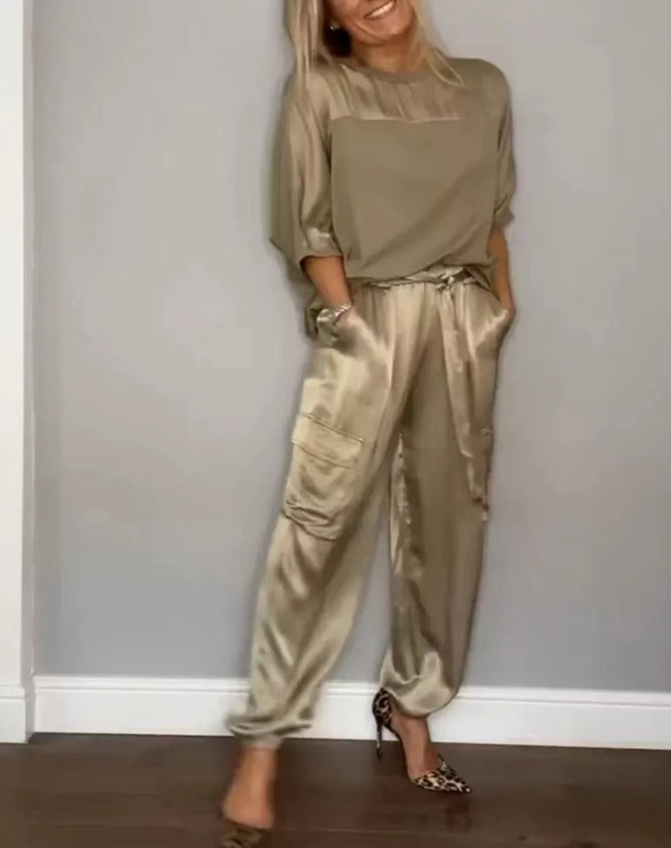 Women's Satin Half-Sleeve Top and Pants Two-Piece Set