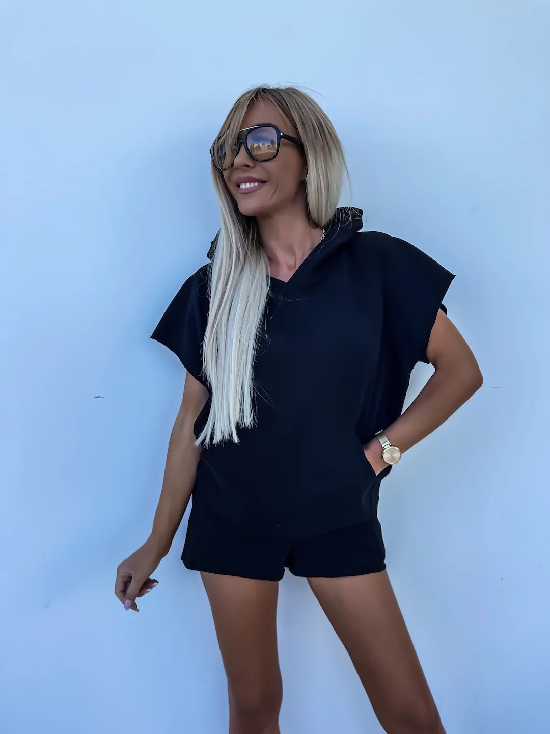 Women's Casual Hooded Sweatshirt and Elastic Shorts Set