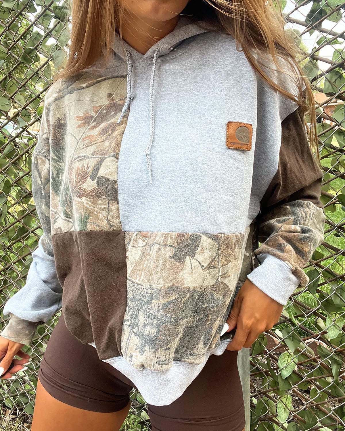 Women's Long Sleeve Printed Hooded Sweatshirt