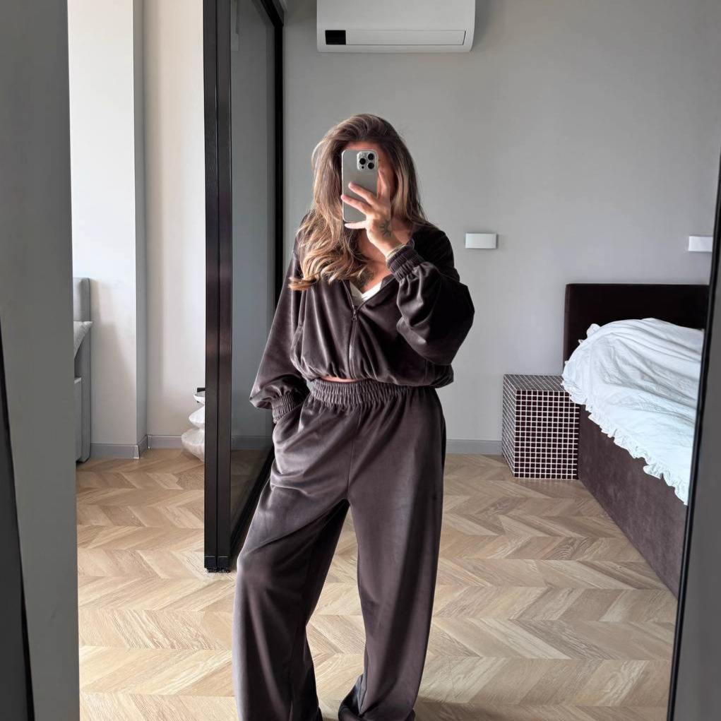 Women's Solid Color Zip-Up Hoodie and Jogger Two-Piece Set