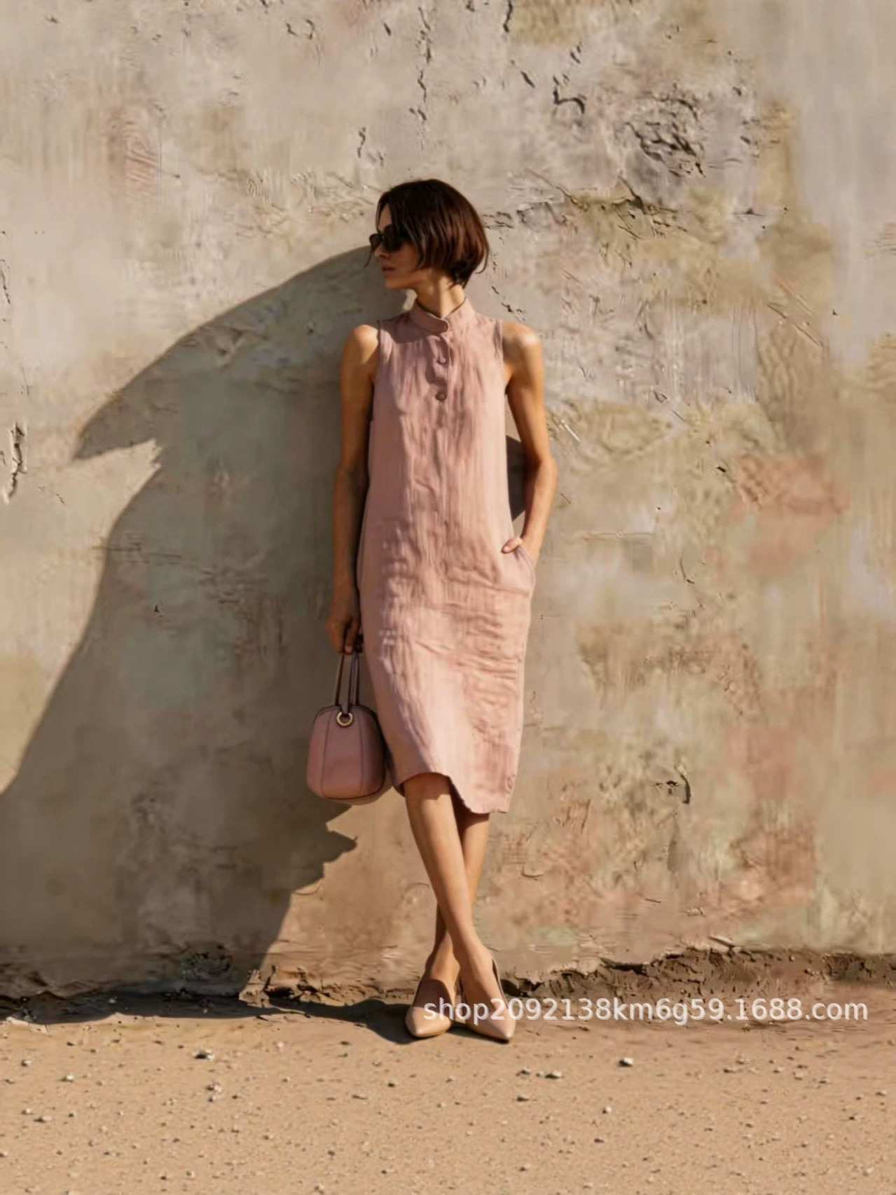 Women's Sleeveless Button-Front Midi Dress with Pockets