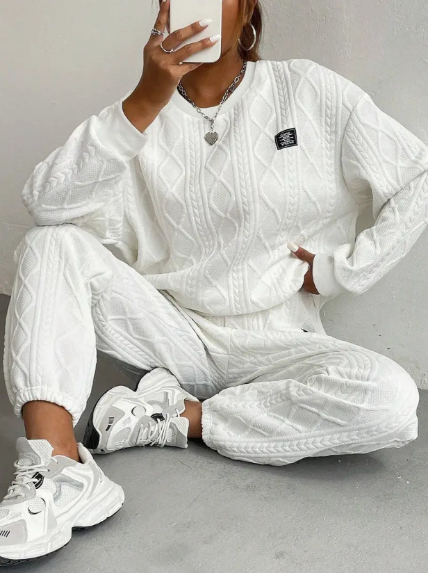 Women's Jacquard Long Sleeve Crewneck Sweatshirt and Pants Set
