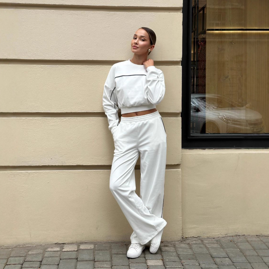 Women's Striped Long Sleeve Sweatshirt & Wide-Leg Pants Set