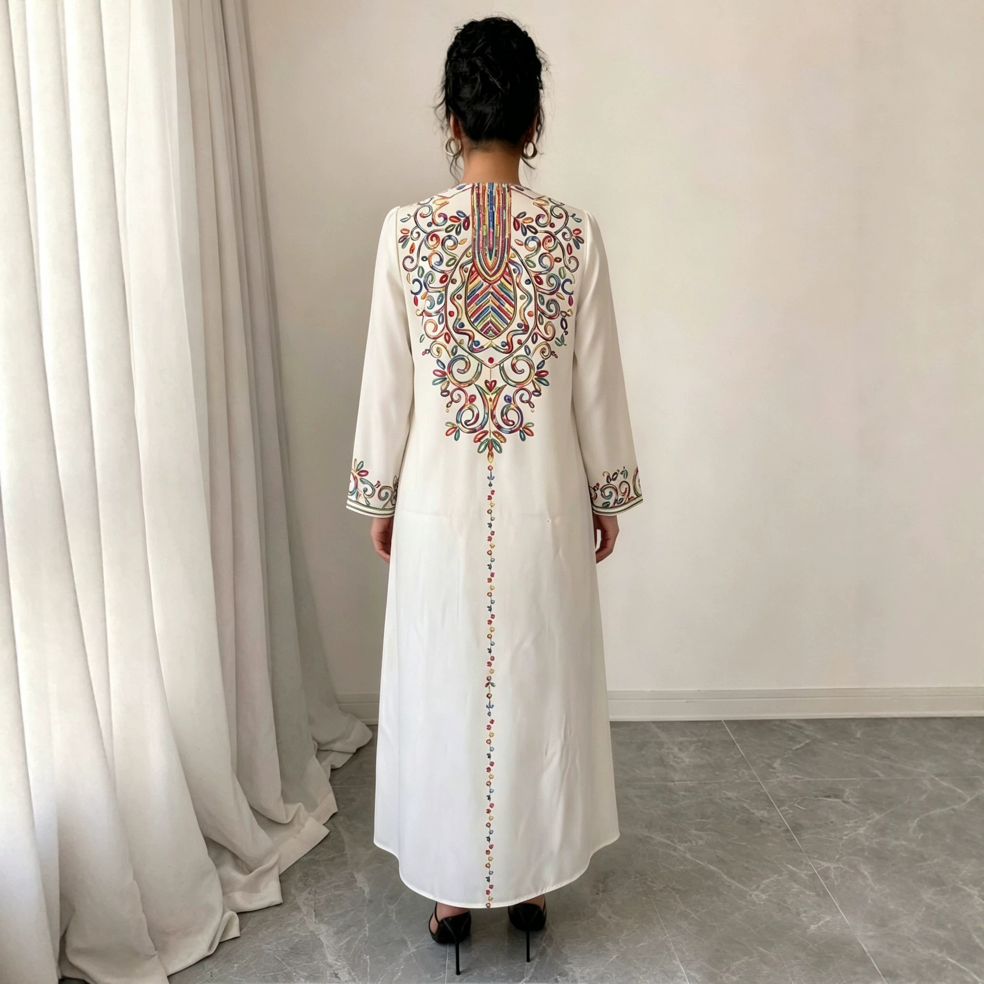 Off-White Tribal Print V-Neck Long Sleeve Loose Maxi Dress