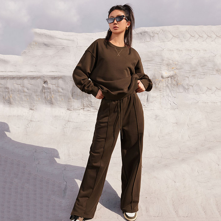 Women's Casual Crewneck Long-Sleeve Sweatshirt and Pants Set