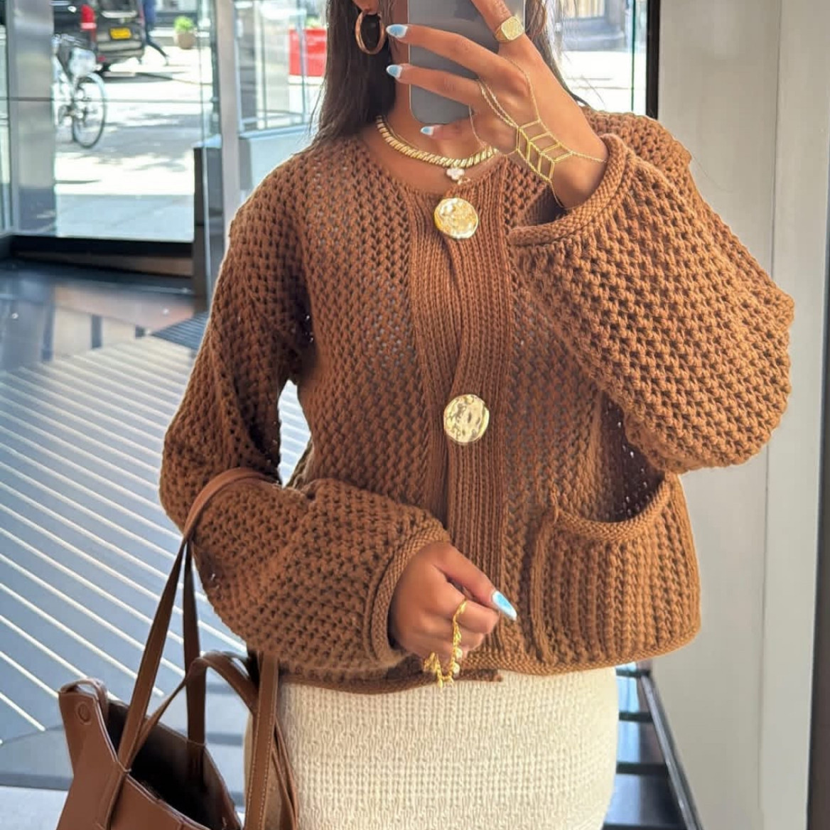Women's Solid Color Button-Up Knit Cardigan with Pockets Crew Neck Long Sleeve Chunky Sweater Coat