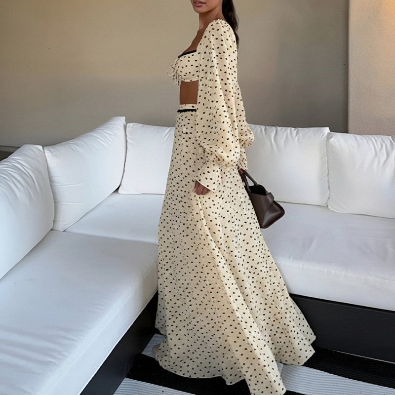 Polka Dot Two-Piece Skirt Set with Puff Sleeves and Flared Skirt