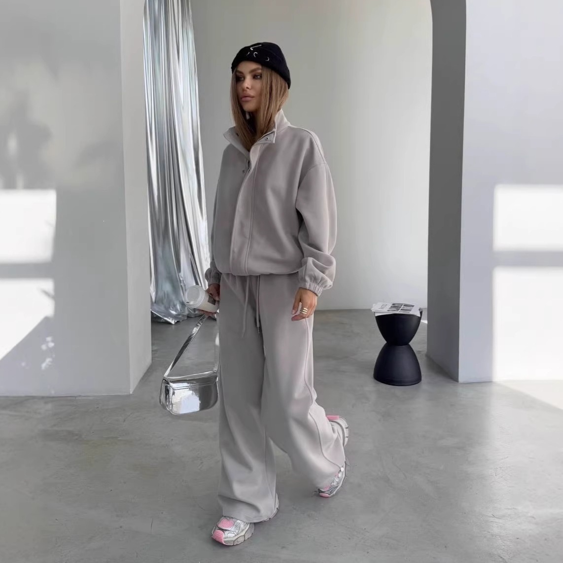 Minimalist Two-Piece Set: Zip-Up Stand Collar Jacket & Wide-Leg Pants