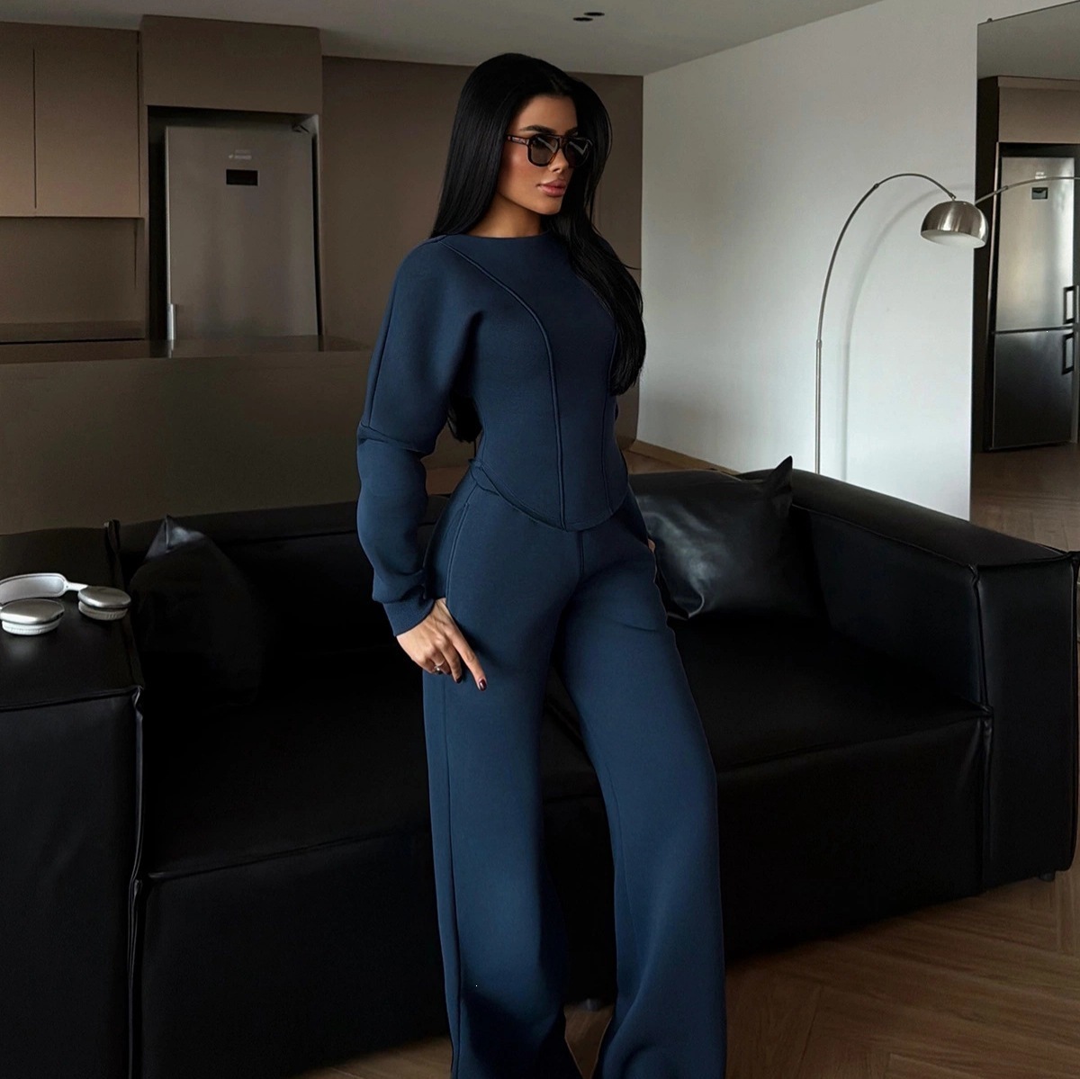 American Retro Cinched Waist Hoodie and Wide-Leg Pants Two-Piece Set