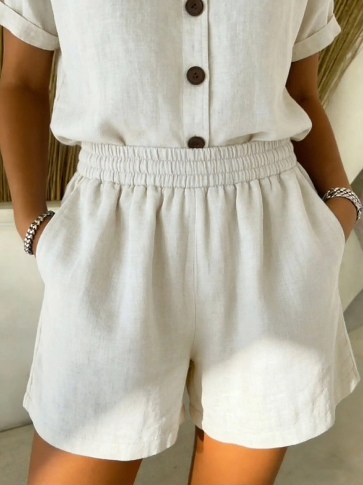 Women's Solid Color Cotton-Linen Casual Shorts with Pockets