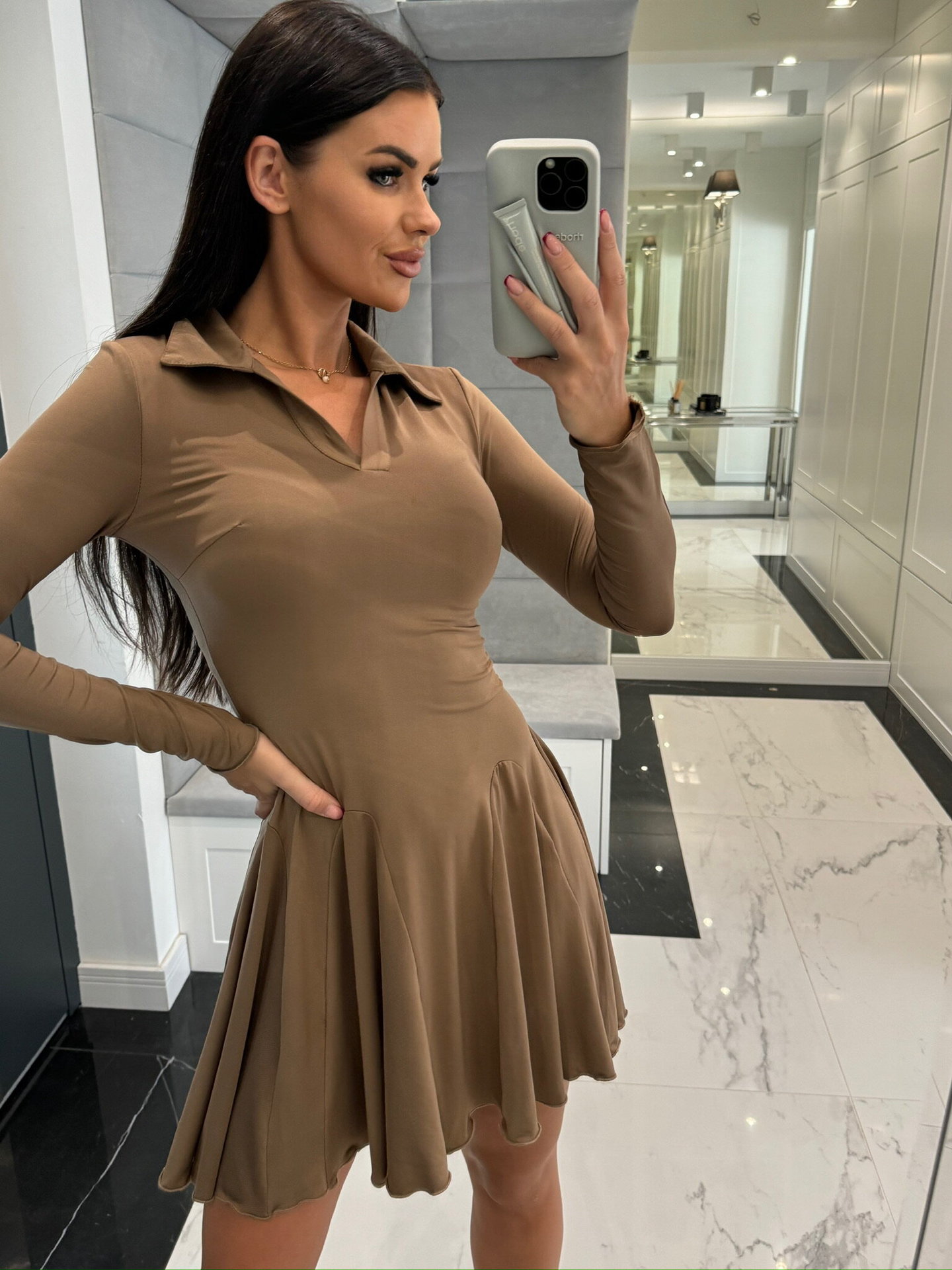 Solid Color Waist-Cinched Long-Sleeve Collared Dress
