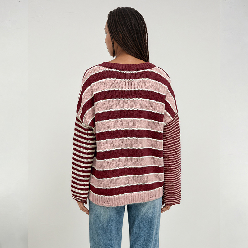 Women's Crewneck Cable-Knit Pullover Sweater