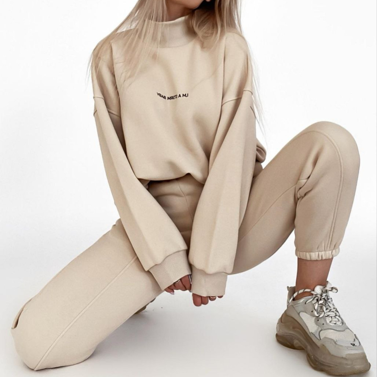 Women's Printed Long-Sleeve Sweatshirt and Pants Two-Piece Set