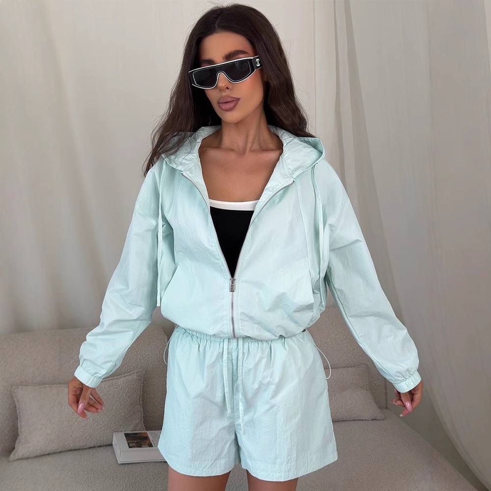 Women's Solid Color Long Sleeve Zip Cardigan and Elastic Shorts Two-Piece Set