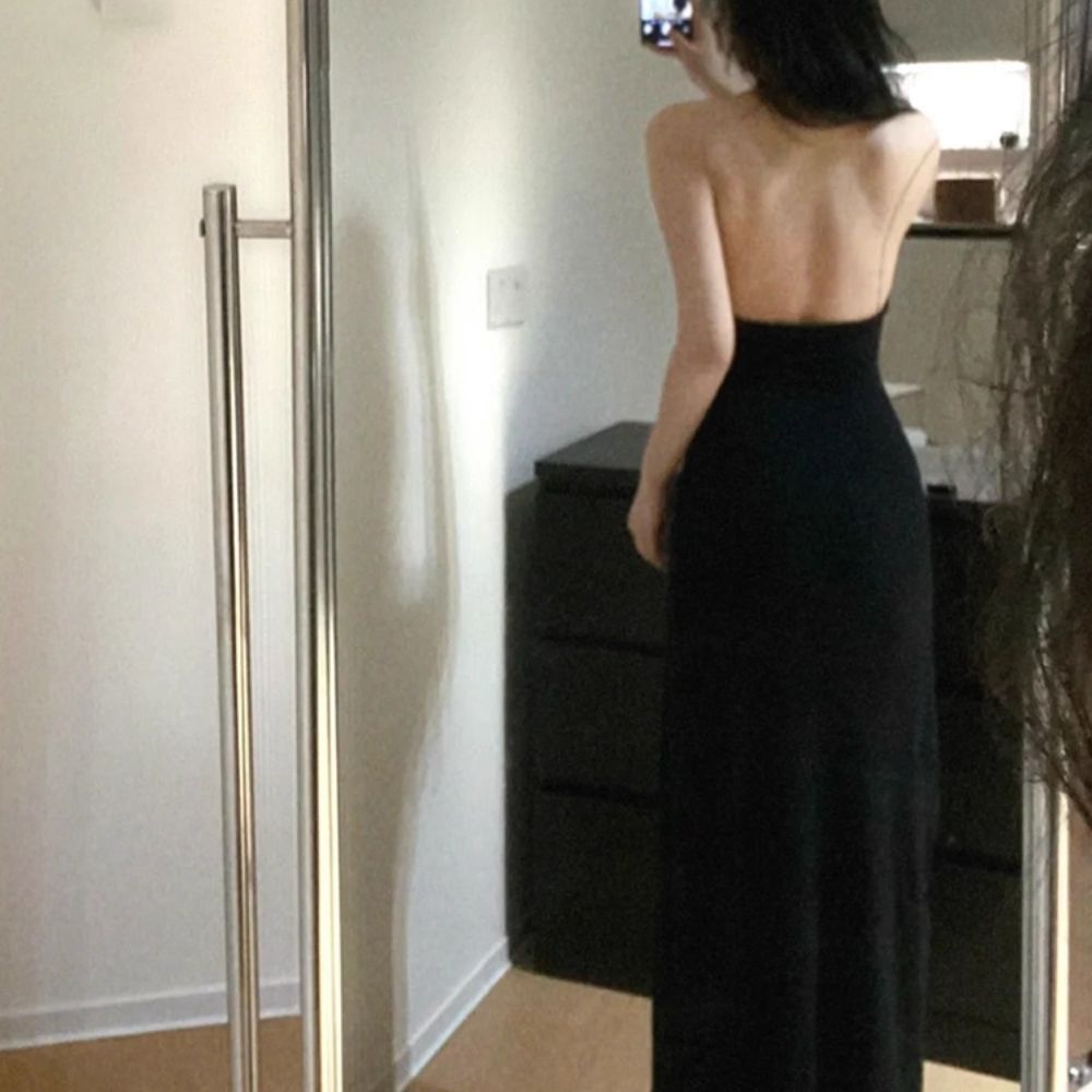 Open-Back Halter A-Line Midi Dress Slim Fit