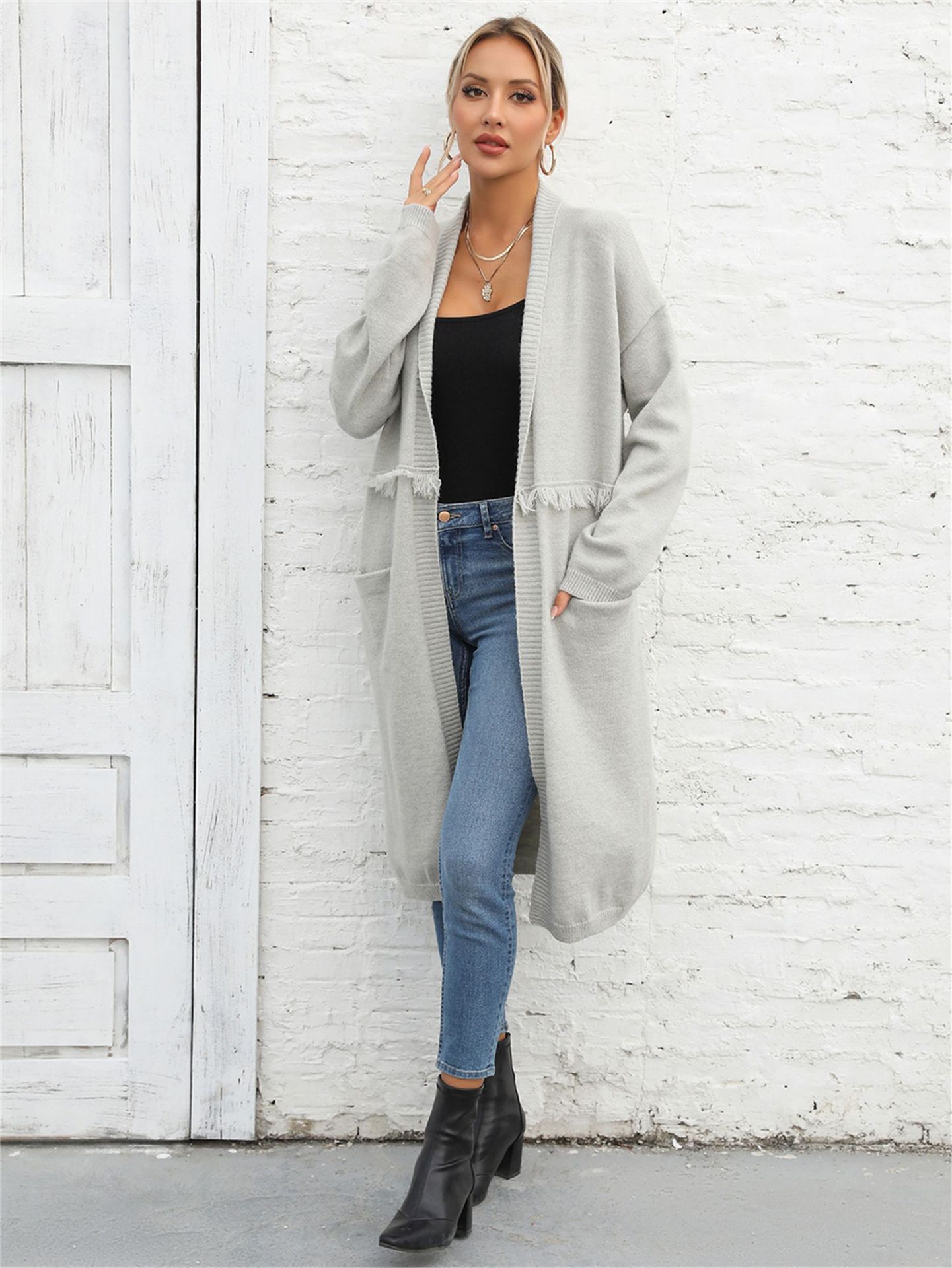 Women's Plus Size Long Fringe Cardigan Sweater with Pockets