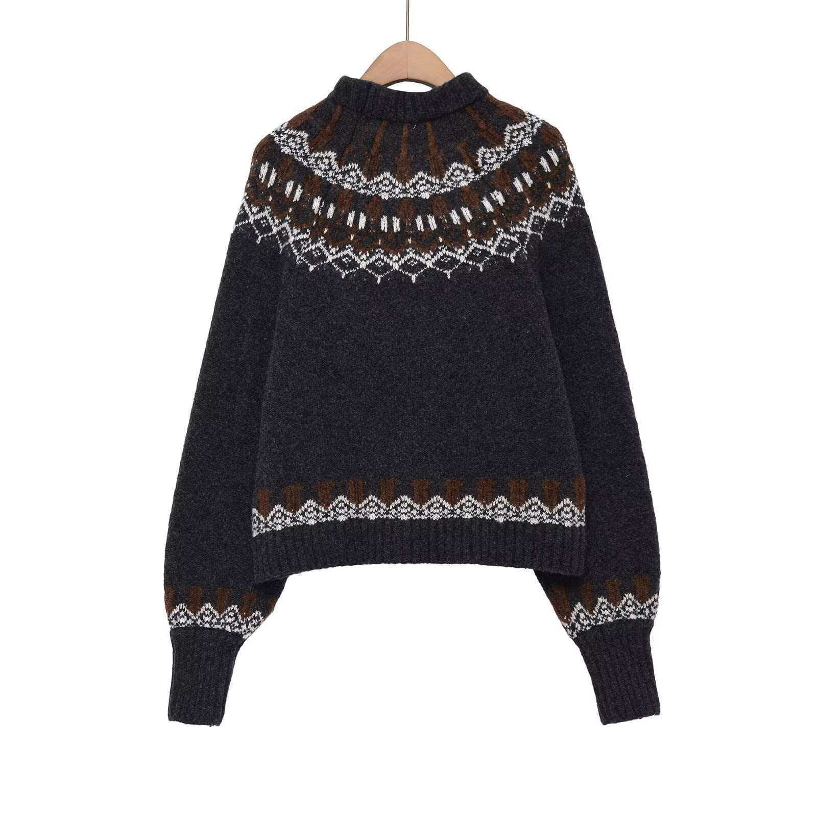 Women's Charcoal Jacquard Loose Knit Pullover Sweater