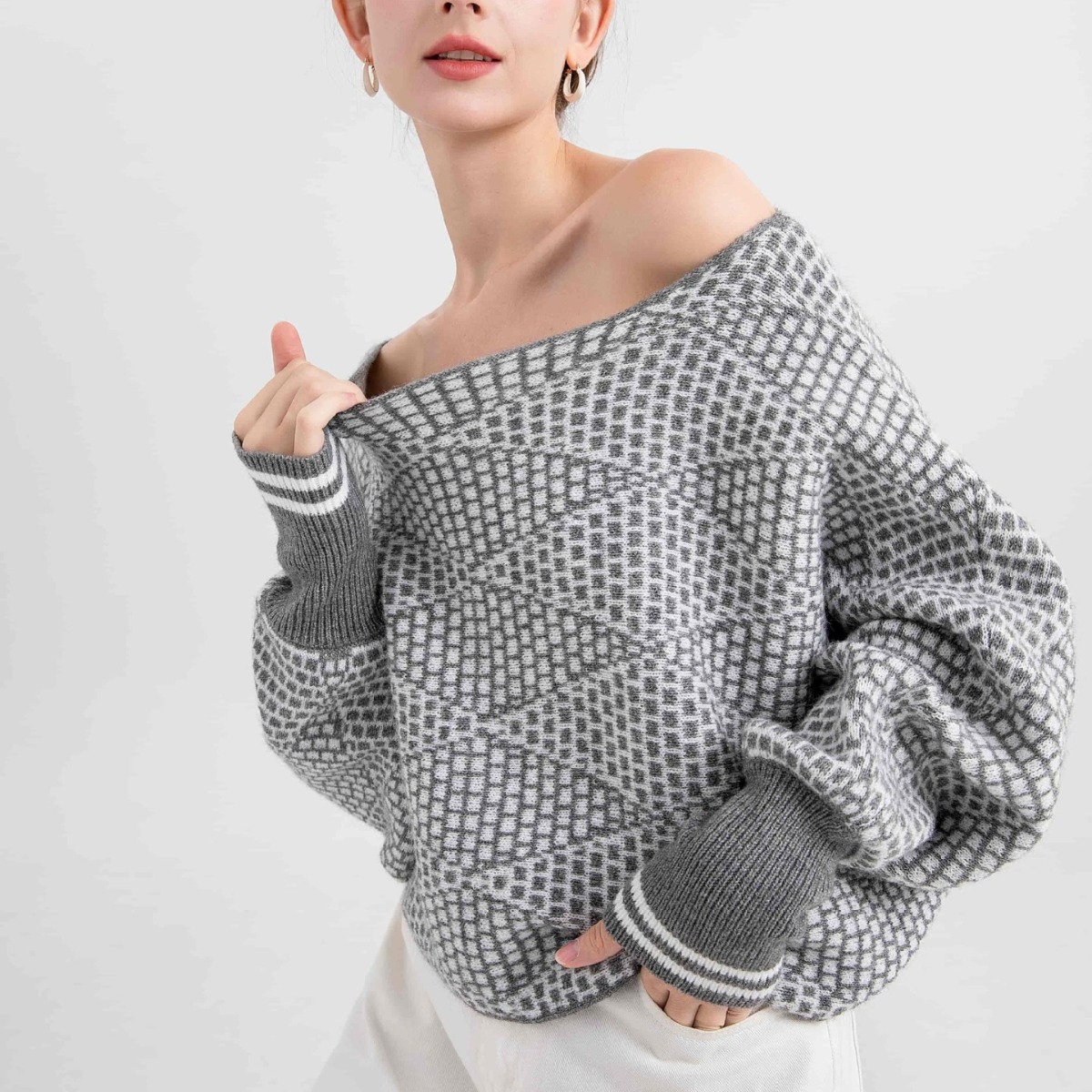 Off-Shoulder Plaid Wool Knit Sweater Long Sleeve Pullover