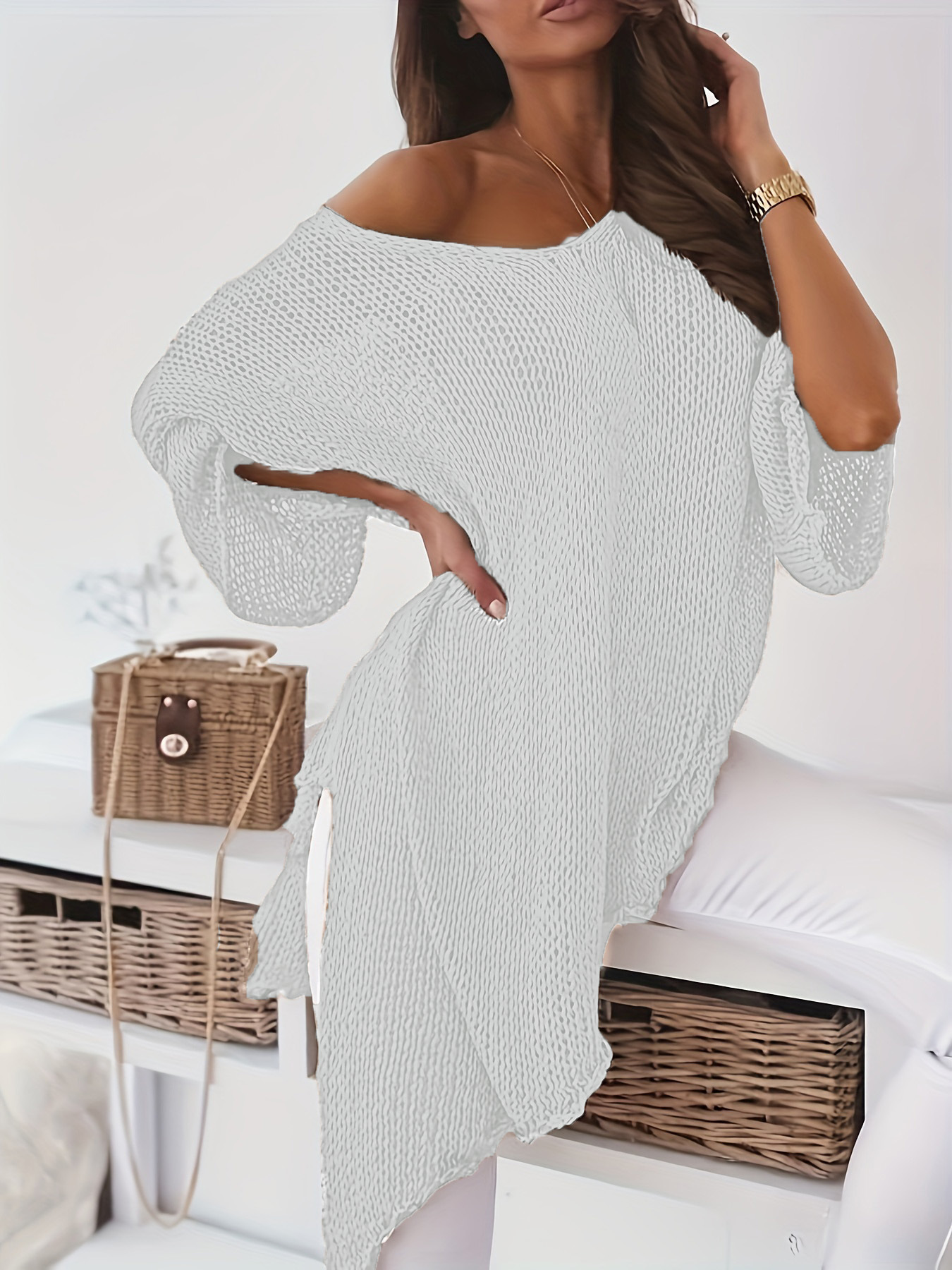 Women's Plus Size V-Neck Flared Sleeve Midi Sweater