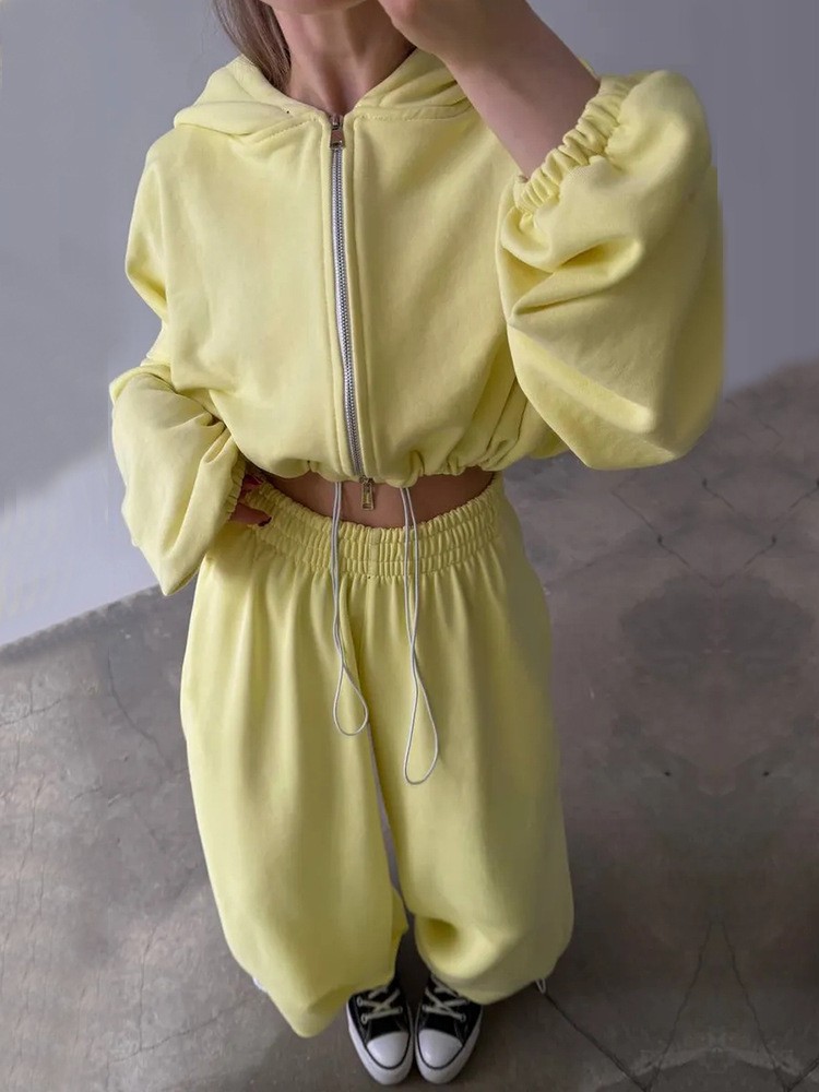 Women's Solid Color Zip-Up Hoodie and Drawstring Jogger Two-Piece Set
