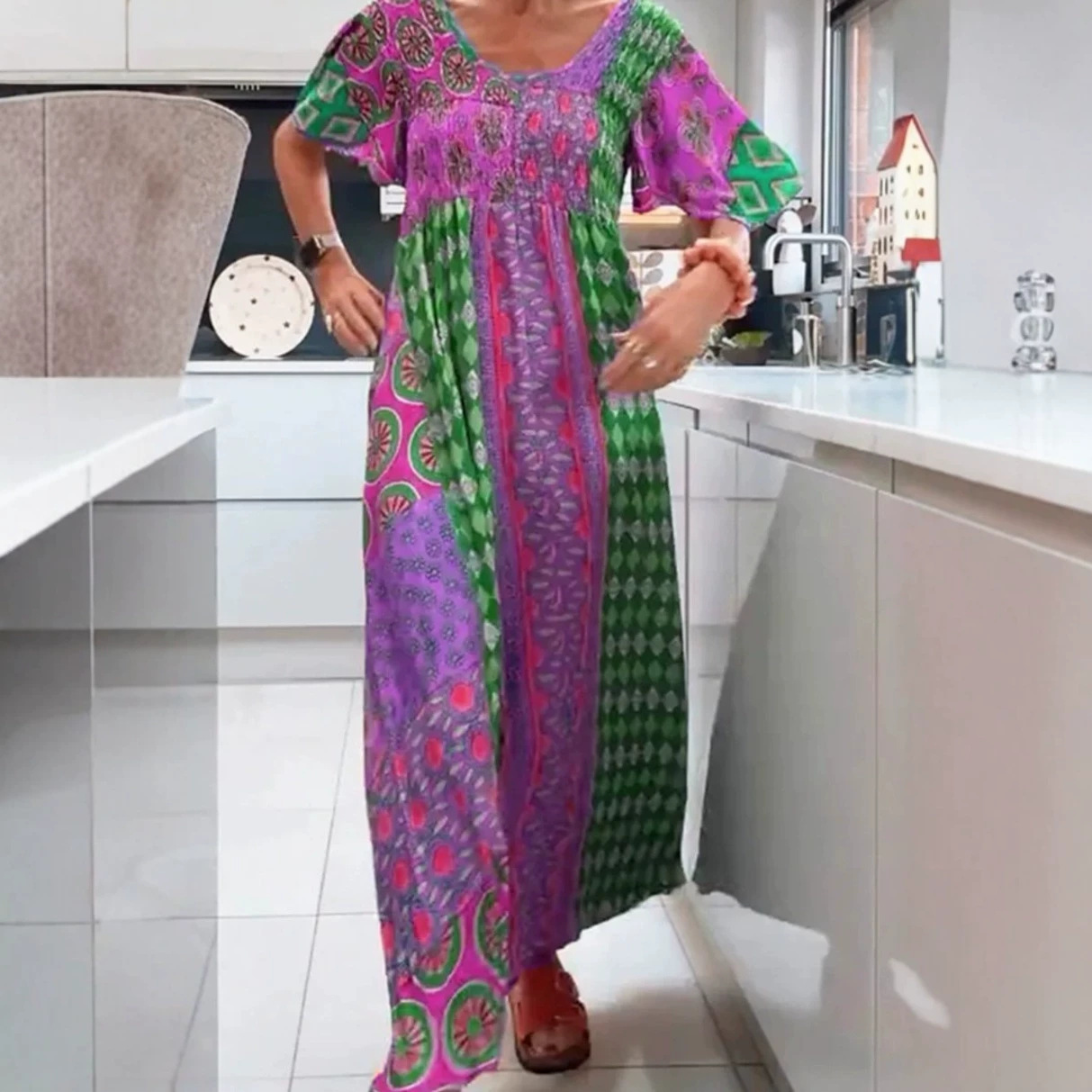 Women's Printed Round Neck Short Sleeve Elegant Dress