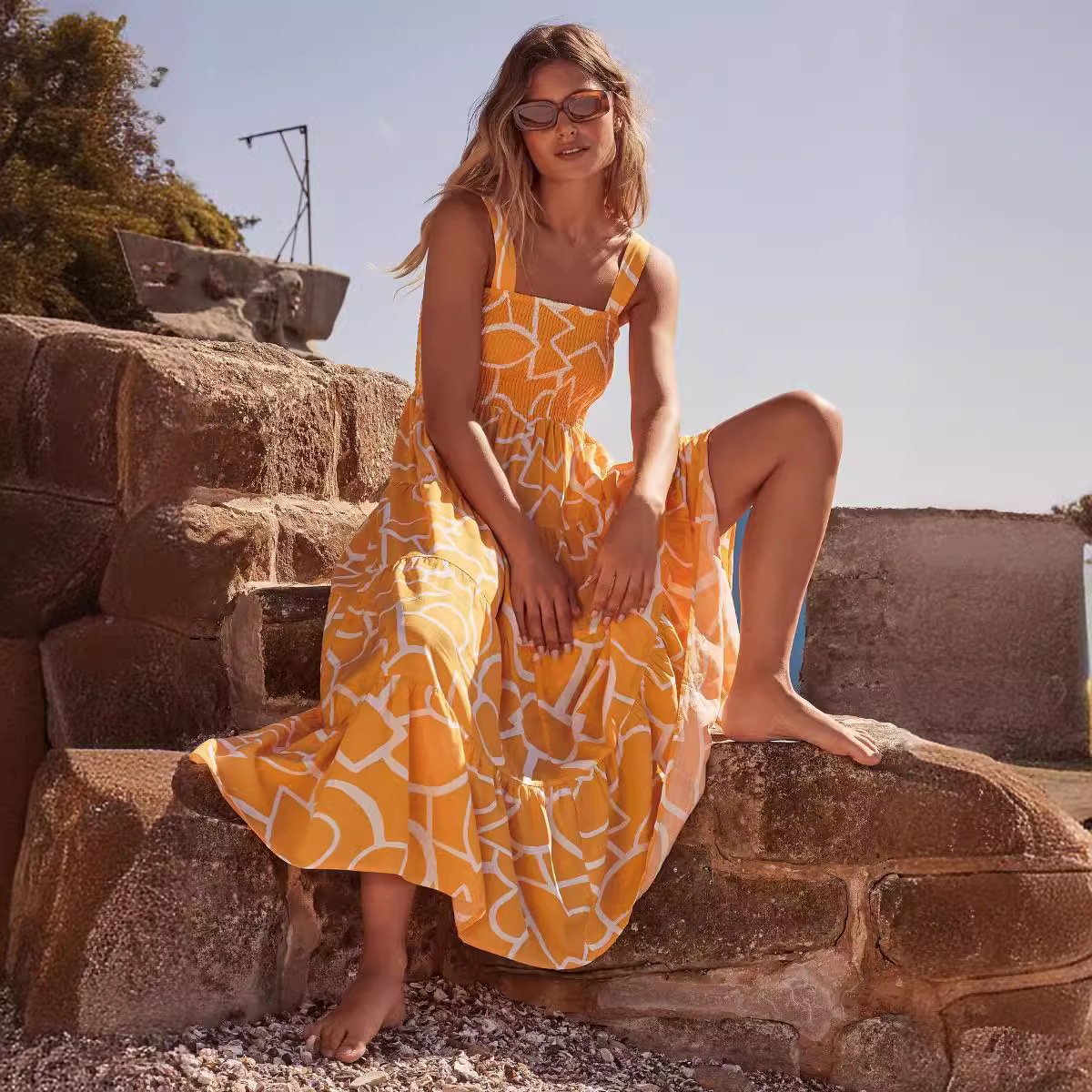 Women's Sleeveless Square Neck Cami Dress High Waist Ruffle Backless Patchwork Long Cake Dress