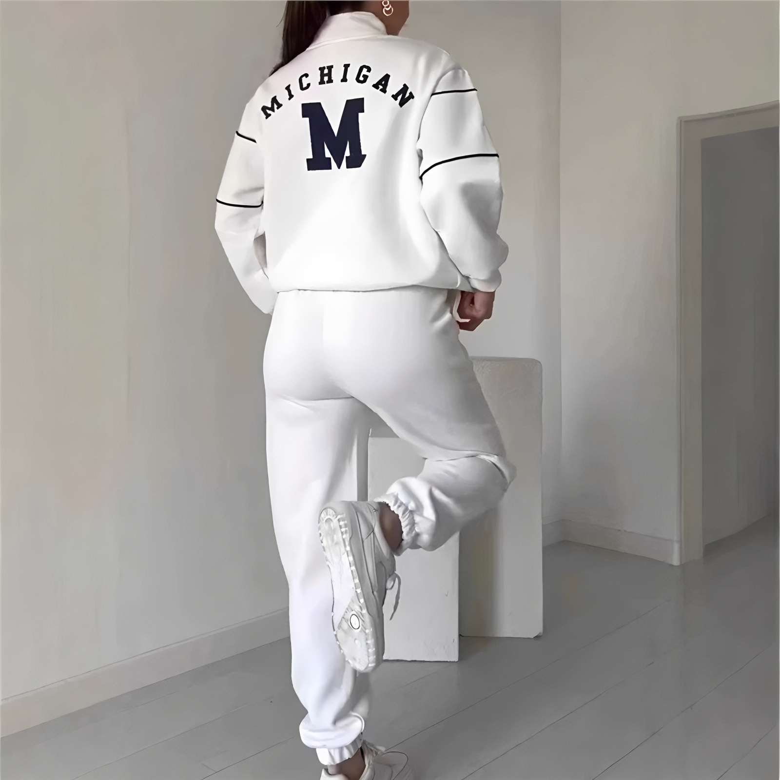Letter Print Long-Sleeve Hoodie and Pants Two-Piece Casual Sports Set