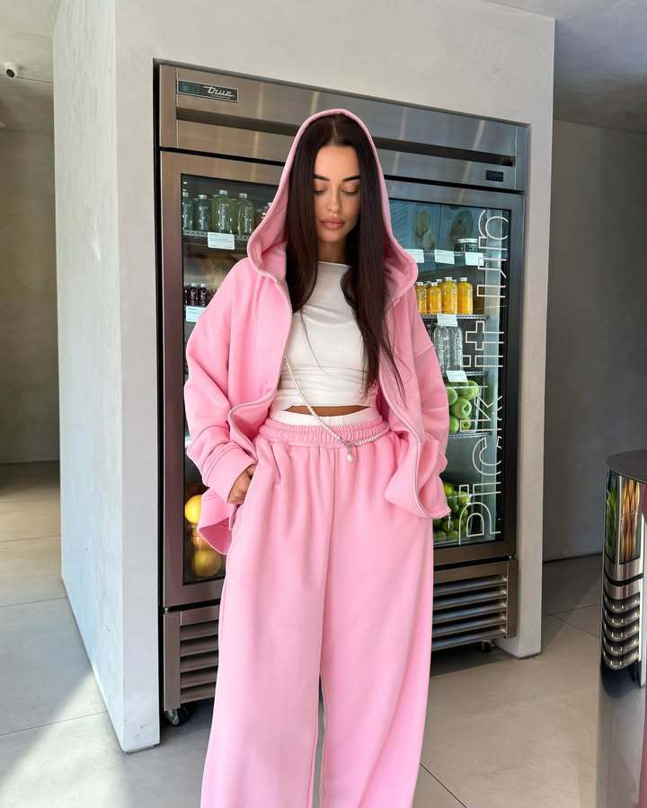Women's Zip-Up Hooded Sweatshirt and Drawstring Pants Two-Piece Set