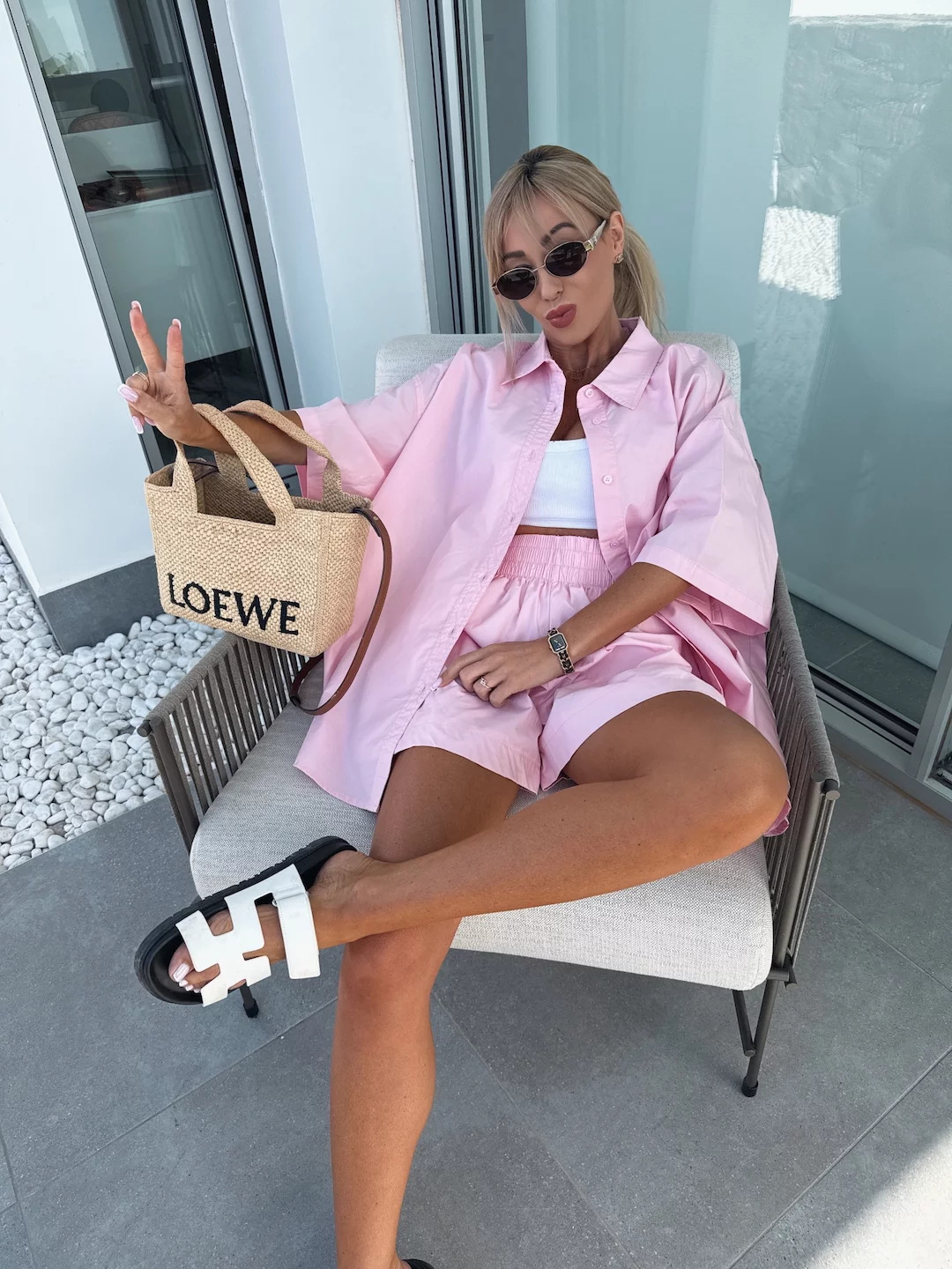 Women's Casual Two-Piece Set Solid Short-Sleeve Shirt & Elastic Waist Shorts