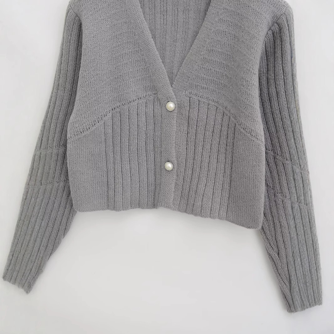 Women's V-Neck Knit Cardigan Solid Color