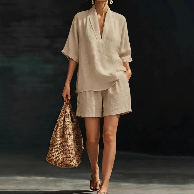 Women's Casual V-Neck Short Sleeve Two-Piece Set with Shorts