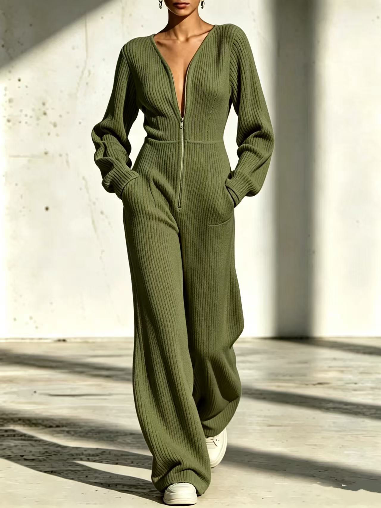 Solid Color Loose Zip V-Neck Women's Two-Piece Set