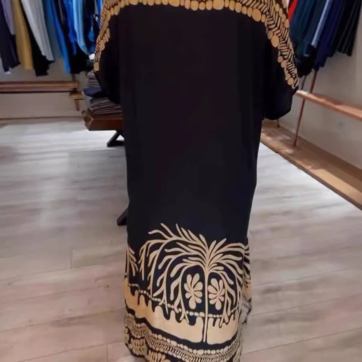 Elegant Floral Print Round Neck Half Sleeve Maxi Dress