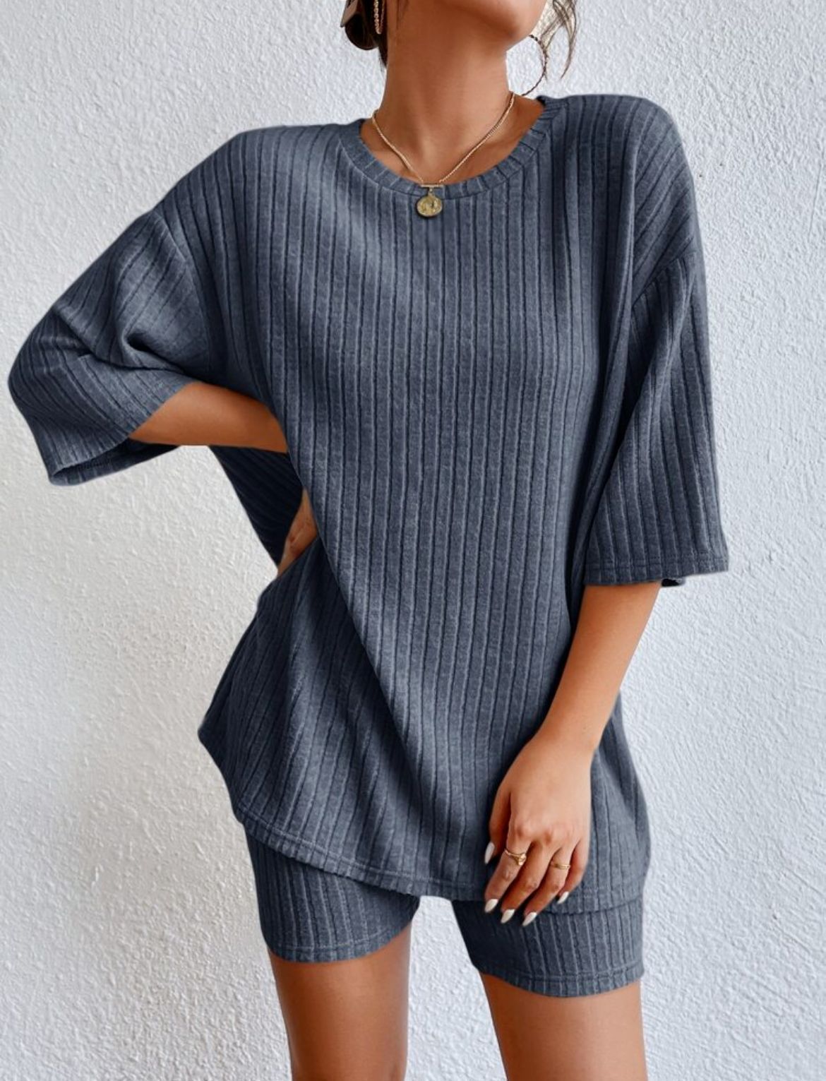 Women's Solid Color Crewneck Loose Shorts Set