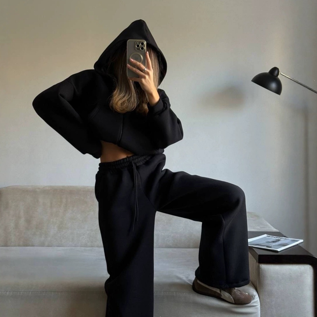 American Retro Gray Two-Piece Set: Cropped Hoodie & High-Waist Drawstring Joggers