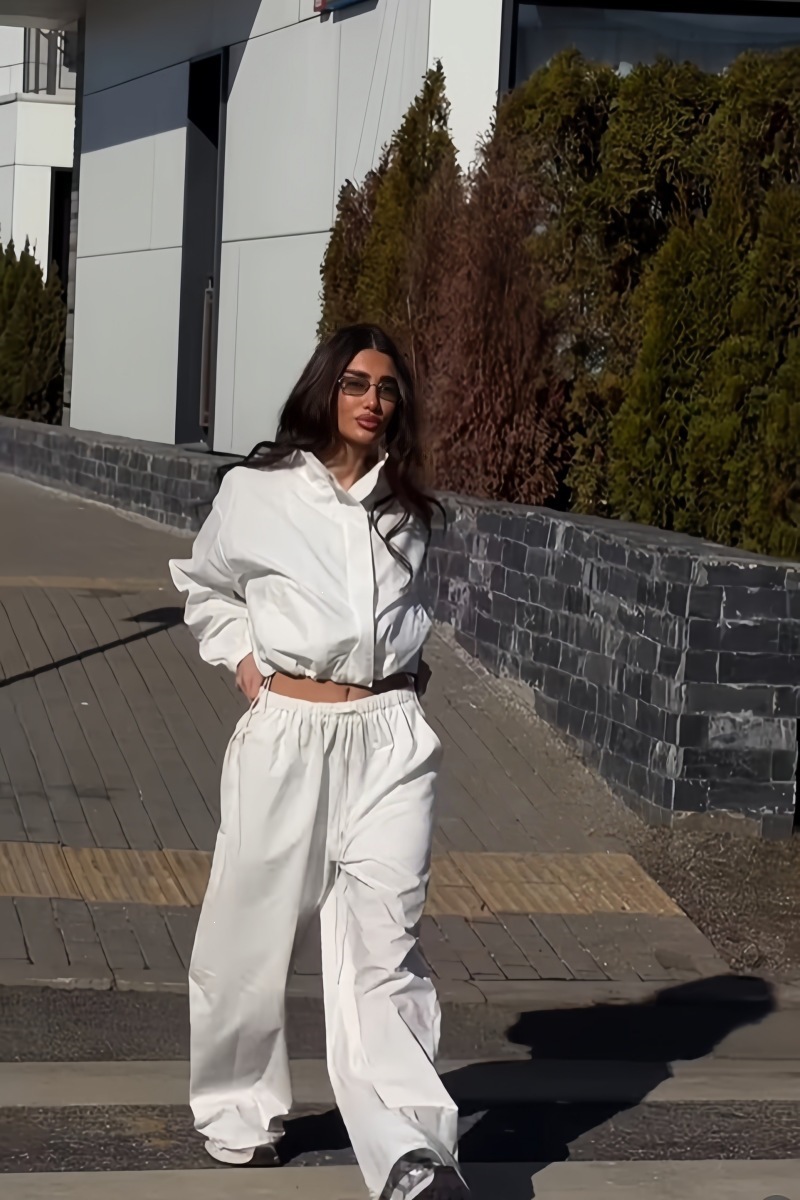 Women's Casual Tracksuit Set with Stand Collar Zip Cardigan and Wide-Leg Pants