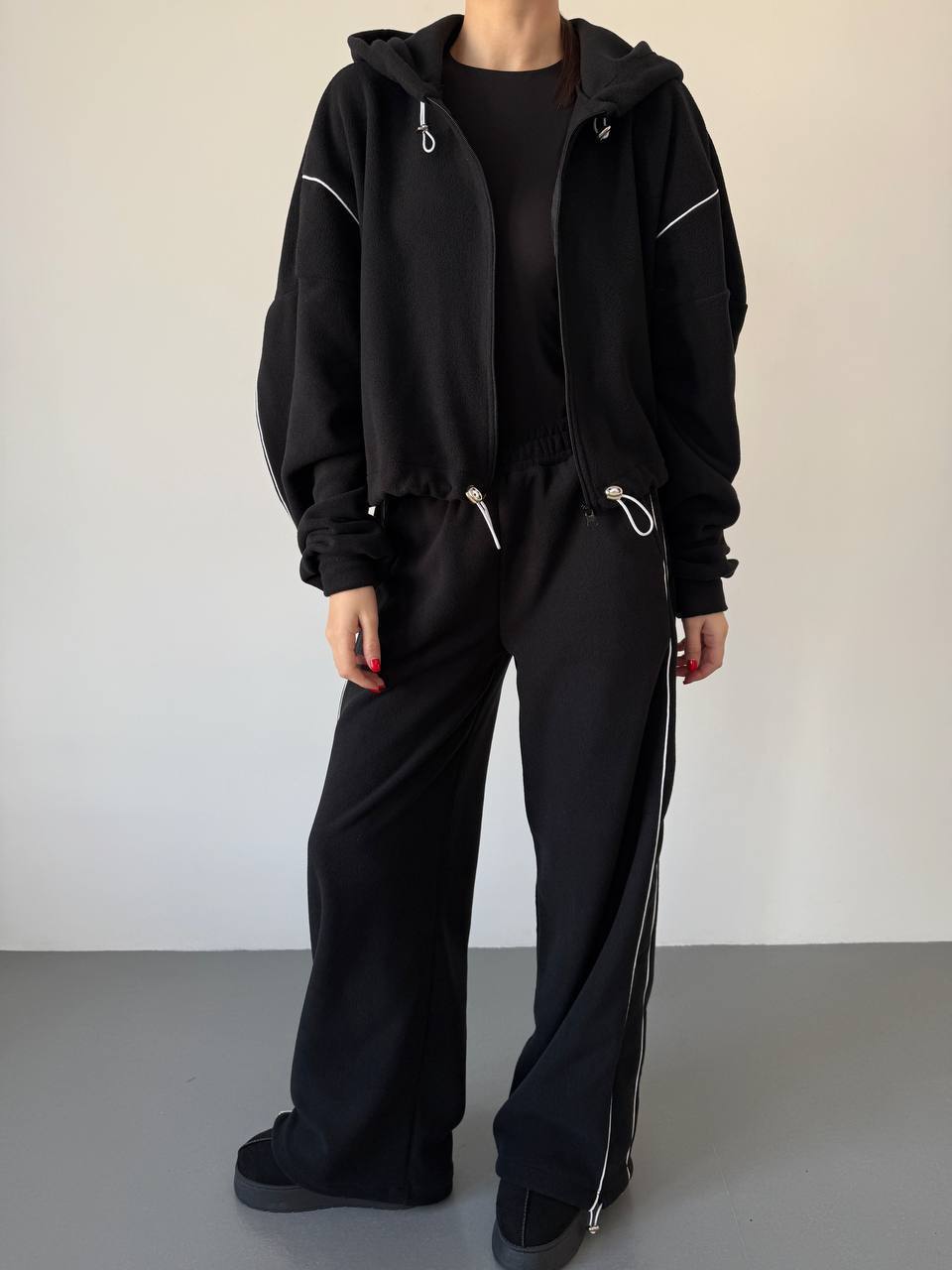 Women's Fleece Hoodie and Straight-Leg Pants Two-Piece Set