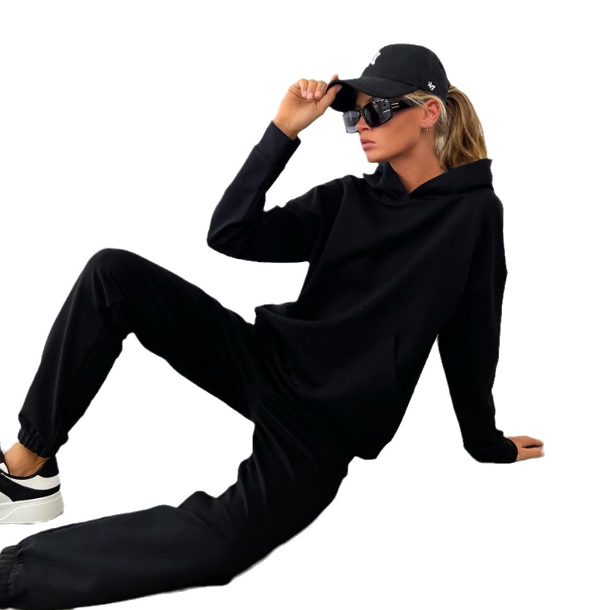 Women's Hooded Sweatshirt and Pants Set Casual Sporty Two-Piece