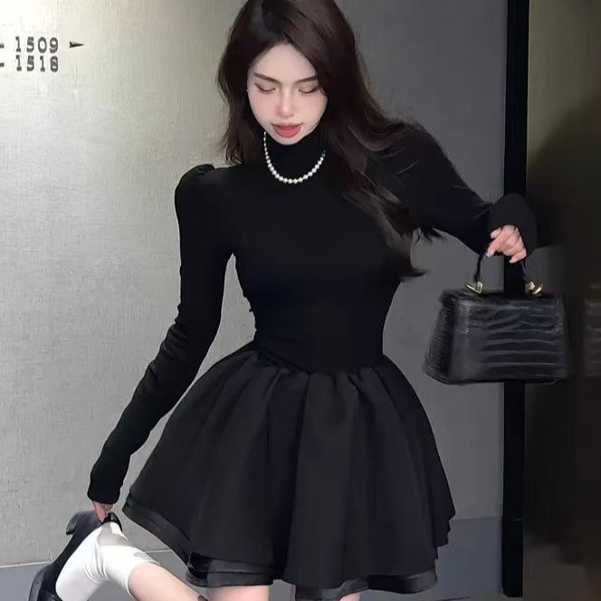 French-Style Half-Turtleneck A-Line Dress with Cinched Waist and Puffy Skirt