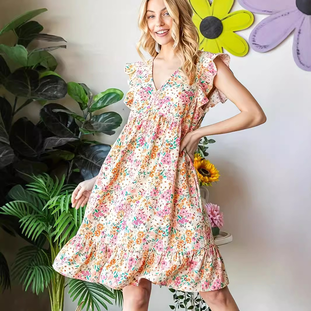 Bohemian Floral Print Pleated V-Neck Dress